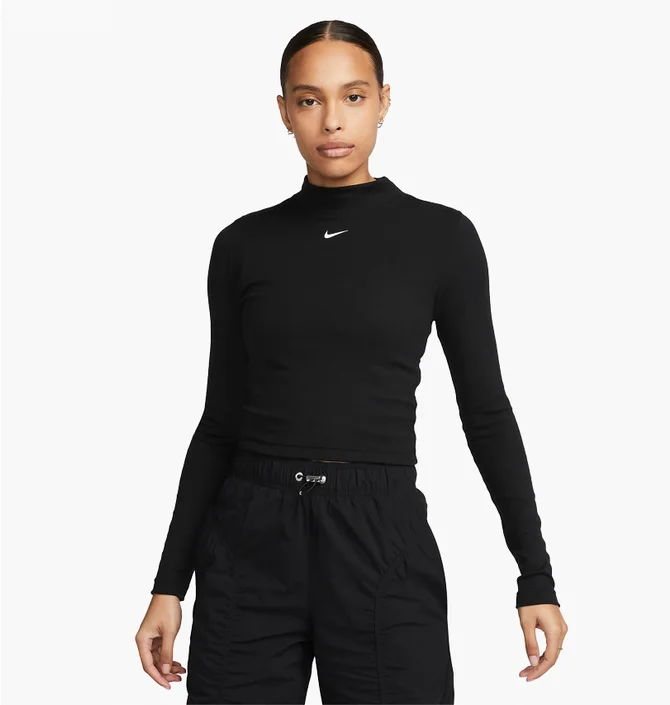 Кофта жіноча Nike Sportswear Essential Black Dv7880-010