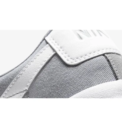 Кросівки унісекс Nike M Sb Zoom Blazer Low Grey Dc7695-001