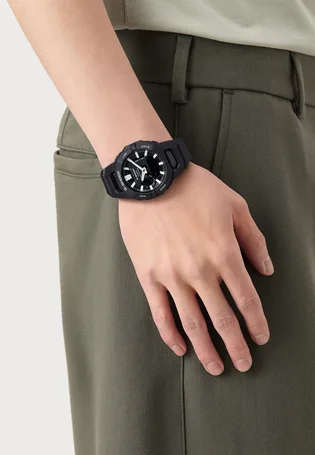 Часы мужские Casio G-Shock G-Squad GBA-950-1A