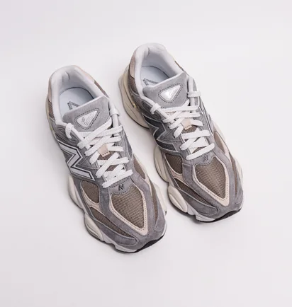 Кросівки чоловічі New Balance 9060 Grey U9060LBA