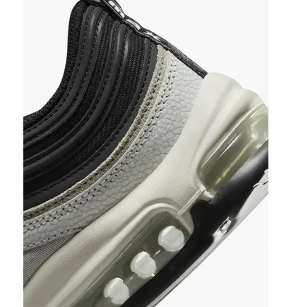 Кросівки чоловічі Nike Air Max 97 Se MenS Shoes Black/Grey DV7421-002