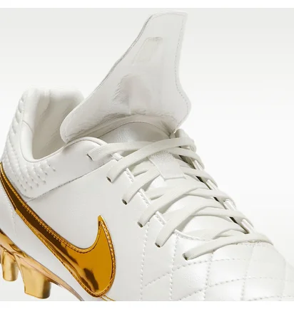 Бутси чоловічі Nike Tiempo Legend Regen Se Elite Beige IF4388-100
