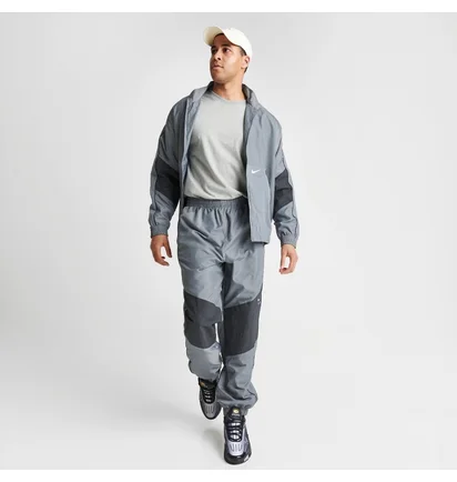 Штаны мужские Nike Air Swoosh Woven Track Pants Grey FN7688-065