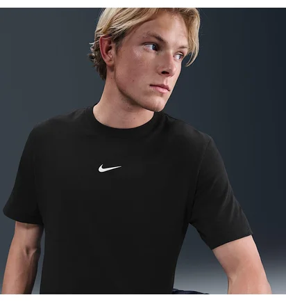 Футболка чоловіча Nike Sportswear T-Shirt Black IH5067-010