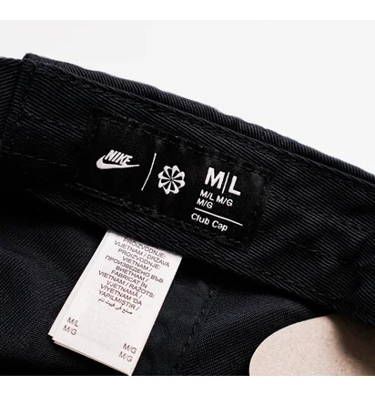 Кепка унисекс Nike Club Cap U Fb Swsh Wsh L Black FN4405-010