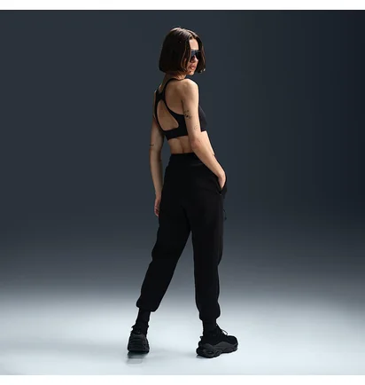 Спортивний костюм жіночий Nike Tech Fleece Black HV6747-010__HV6779-010