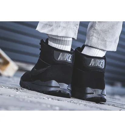 Ботинки мужские Nike Hoodland Suede Black 654888-090