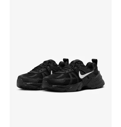 Кросівки жіночі Nike V2K Run Black HQ1582-001