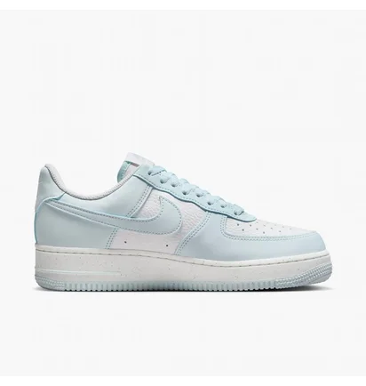 Кроссовки женские Nike Air Force 1 07 Se Suede Light Blue/White HF5385-400