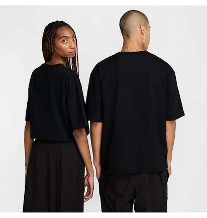 Футболка унисекс Nike Every Stitch Considered Garment Dyed Short-Sleeve T-Shirt Black FQ0276-010