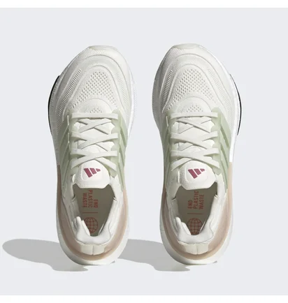 Кросівки жіночі Adidas Ultraboost Light Running Shoes White HQ6348