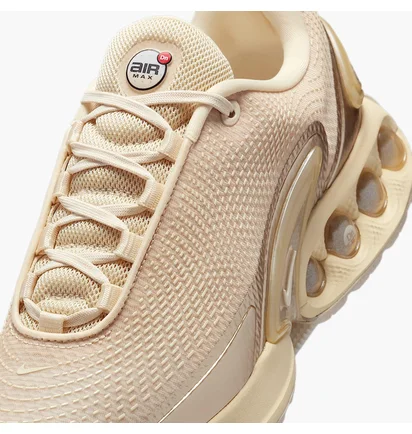 Кроссовки женские Nike Air Max Dn Beige HV4861-200