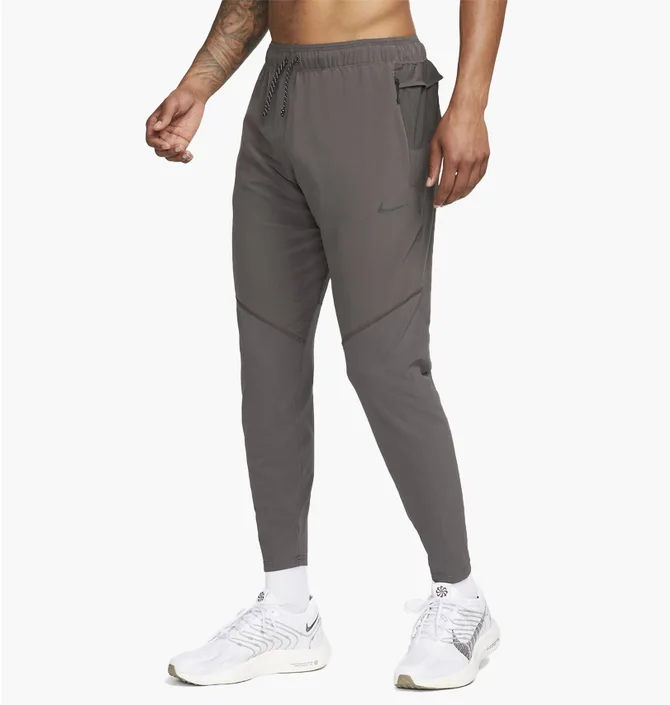 Штаны мужские Nike Dri-Fit Running Division Phenom Grey FB6862-254