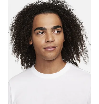 Лонгслів чоловічий Nike Sportswear Long-Sleeve T-Shirt White FJ1119-100