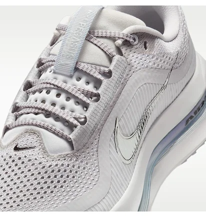Кросівки жіночі Nike Pegasus Premium WomenS Road Running Shoes Grey HQ2593-005