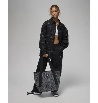Куртка жіноча Air Jordan WomenS Trucker Jacket Black DX0384-010