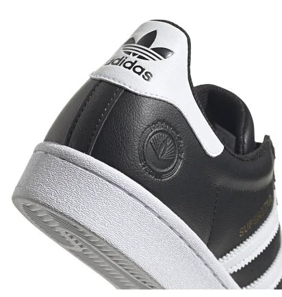 Кроссовки мужские Adidas Superstar Vegan Black Fw2296