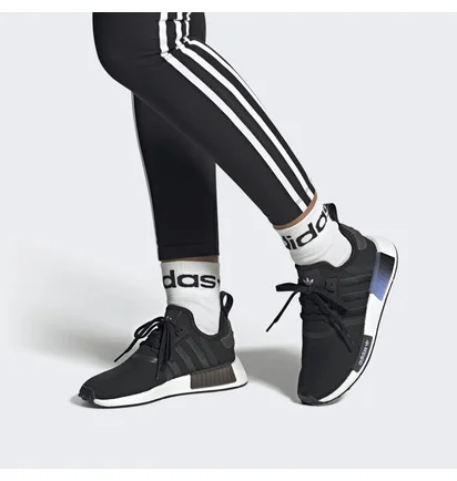 Кроссовки женские Adidas Nmd_R1 Shoes Black Hq4247