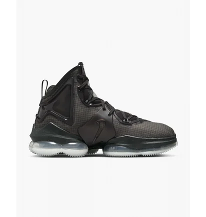Кроссовки унисекс Nike Lebron Xix Black Green Glow Black Cz0203-003