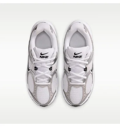 Кросівки дитячі Nike V5 Rnr White/Grey HQ6411-100