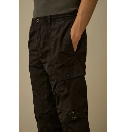 Штани чоловічі C.P. Company Black 20CMPA032A005904G-999