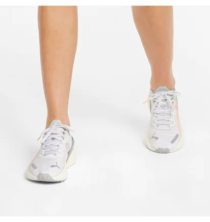 Кроссовки женские Puma Run Xx Nitro Wildwash Running Shoes White 376261-01