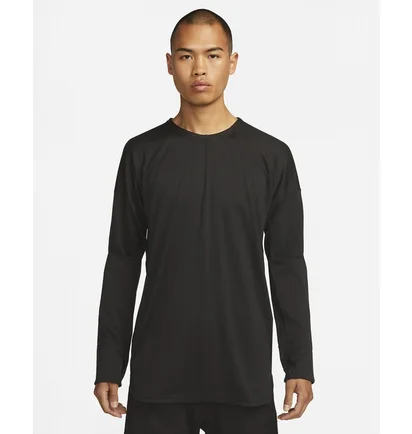 Лонгслів чоловічий Nike Dri-Fit Yoga Black FB7775-010