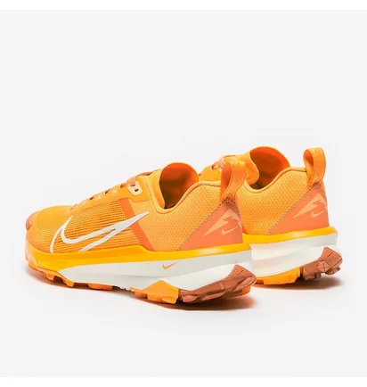 Кроссовки женские Nike React Terra Kiger 9 Orange DR2694-800