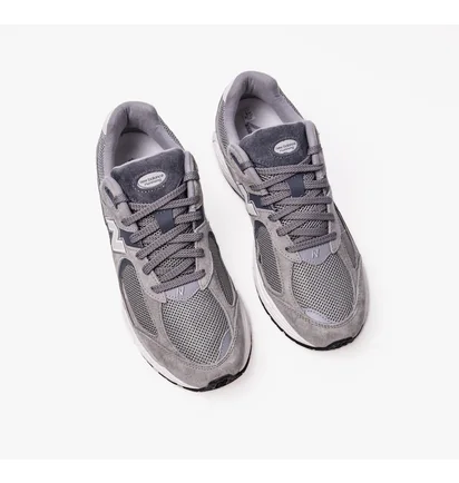 Кроссовки мужские New Balance 2002R Grey M2002Rst