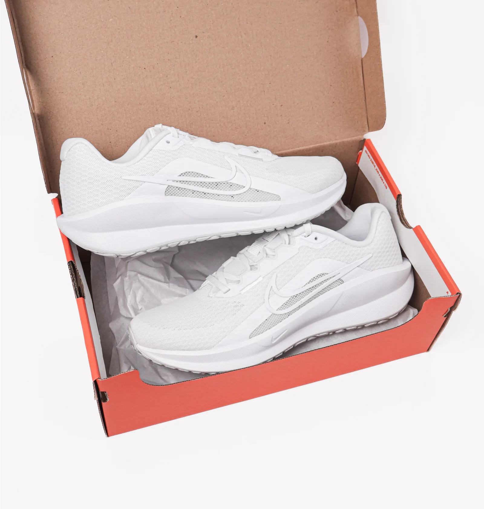 ᐉ Кроссовки мужские Nike Downshifter 13 Road Running Shoes White