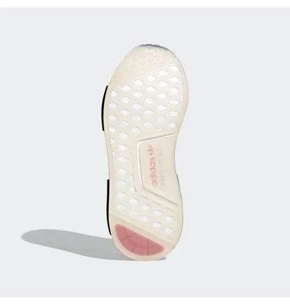 Кроссовки женские Adidas Nmd R1 Spectoo Black Fz3207