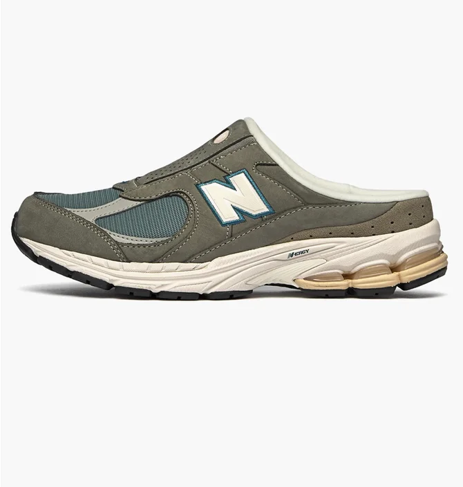 Тапочки мужские New Balance 2002Rm Grey M2002RMK