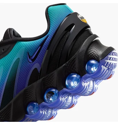 Кроссовки мужские Nike Air Max Dn8 Blue FQ7860-500