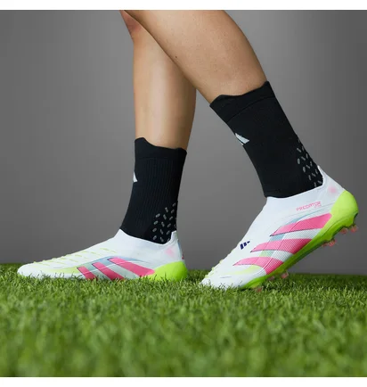 Бутсы унисекс Adidas Predator Elite Ll White/Pink ID3876