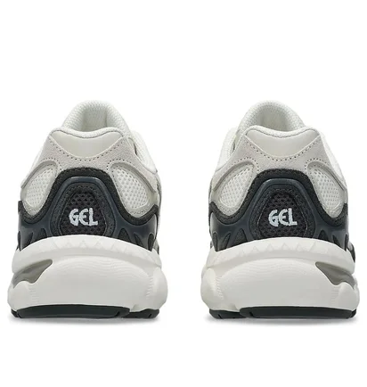 Кросівки дитячі Asics Gel-Nyc Gs Beige 1204A175-101
