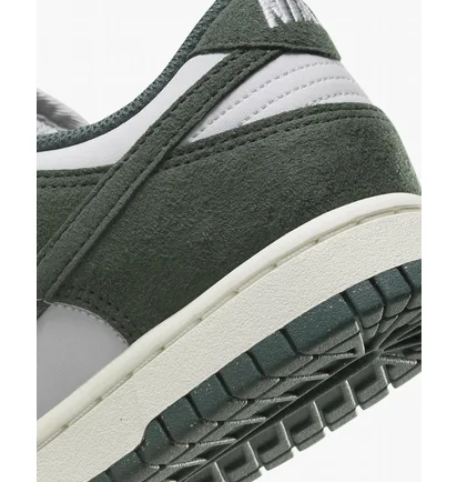 Кросівки жіночі Nike Dunk Lowshoes Green/White HJ7673-002