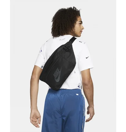 Сумка унісекс Nike Tech Hip Pack Black BA5751-010