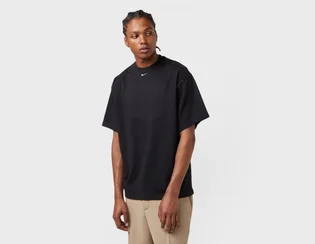 Футболка мужская Nike Nrg Premium Essentials T-Shirt Black FB7865-010