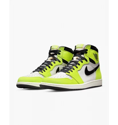 Кроссовки мужские Nike 1 Retro High Og Green 555088-702
