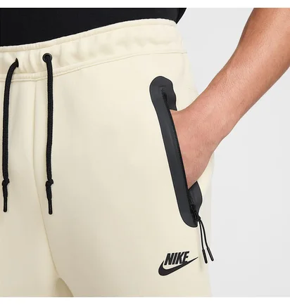Штаны мужские Nike Tech MenS Fleece Open-Hem Pants Beige HJ6533-234