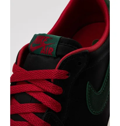 Кроссовки женские Air Jordan 1 Retro Low Og Black/Green CZ0775-036