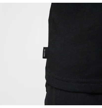 Футболка мужская Nike M90 Snkr Patch Black HJ0574-010