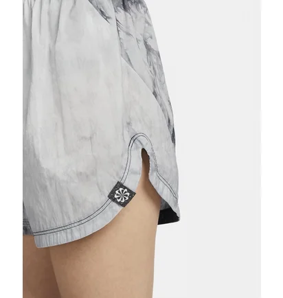 Шорты женские Nike Dri-Fit Repel WomenS Mid-Rise 3 Brief-Lined Trail Running Shorts With Pockets Grey DX1021-010
