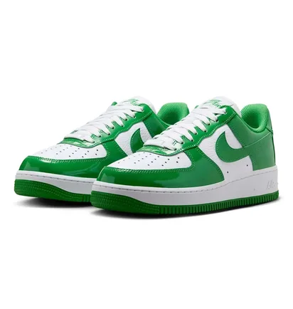 Кроссовки женские Nike Air Force 1 07 White/Green FJ4801-300
