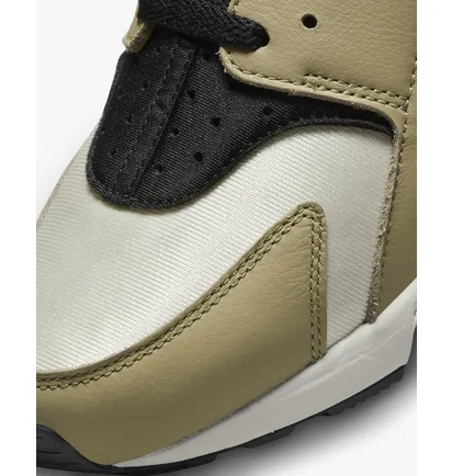 Кросівки чоловічі Nike Air Huarache Beige Dd1068-007