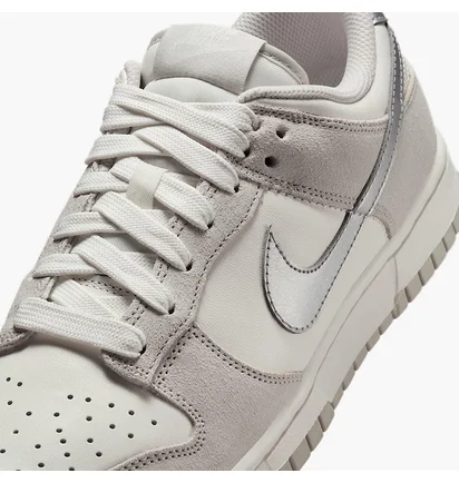 Кроссовки женские Nike Wmns Nike Dunk Low White/Grey II7651-133