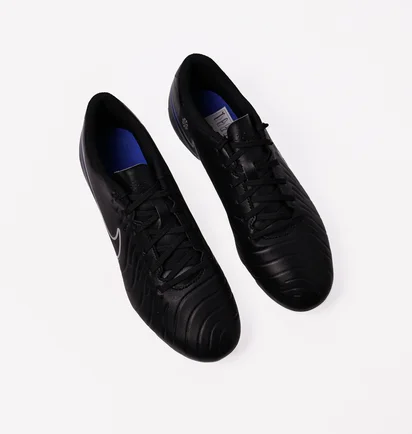 Бутсы унисекс Nike Tiempo Legend 10 Club Black DV4344-040