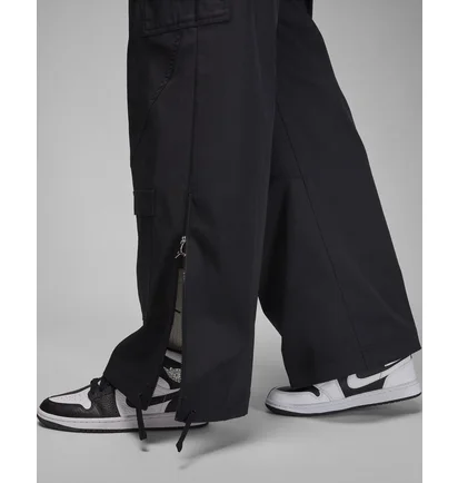 Штаны женские Air Jordan Heavyweight Chicago Pants Black FD7215-010