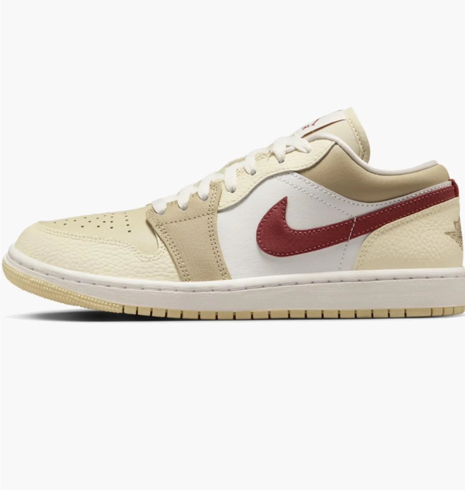 ᐉ Кроссовки женские Air Jordan 1 Low Beige HV6530-100 - купить в