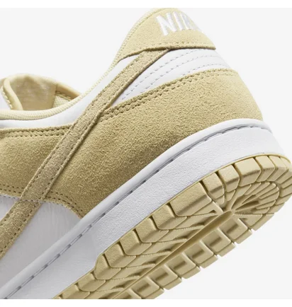 Кроссовки мужские Nike Dunk Low Retro Se Beige/White FQ8249-102